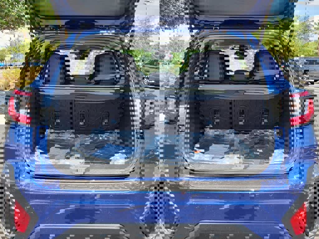 New 2025 Subaru Crosstrek 2.5i Limited w/ Popular Package #3A image 14