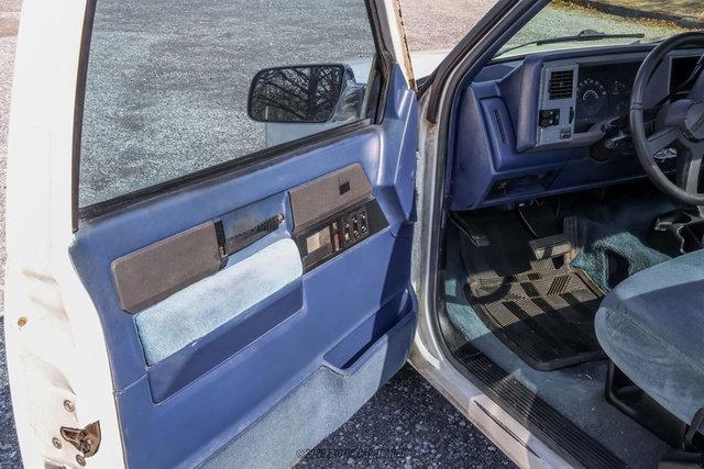 Used 1989 Chevrolet Silverado 1500 2WD Regular Cab image 22