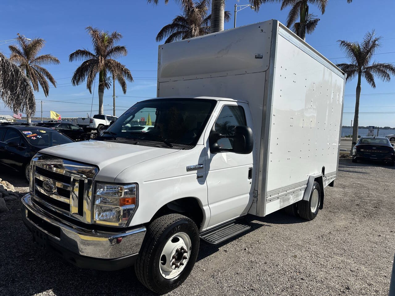 Used 2019 Ford E-350 and Econoline 350 Super Duty w/ Power Windows & Locks Group RWD image 1