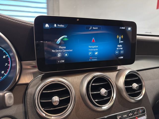 Used 2022 Mercedes-Benz GLC 300 4MATIC w/ AMG Line image 15