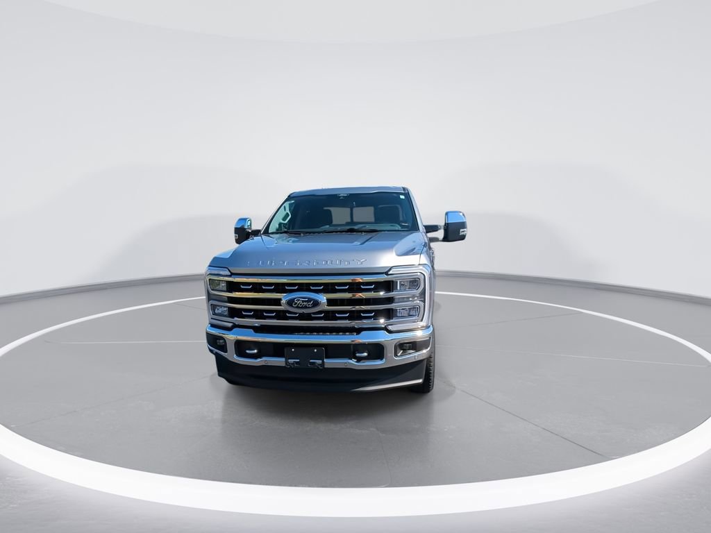 Used 2024 Ford F350 Lariat w/ Lariat Ultimate Package image 3