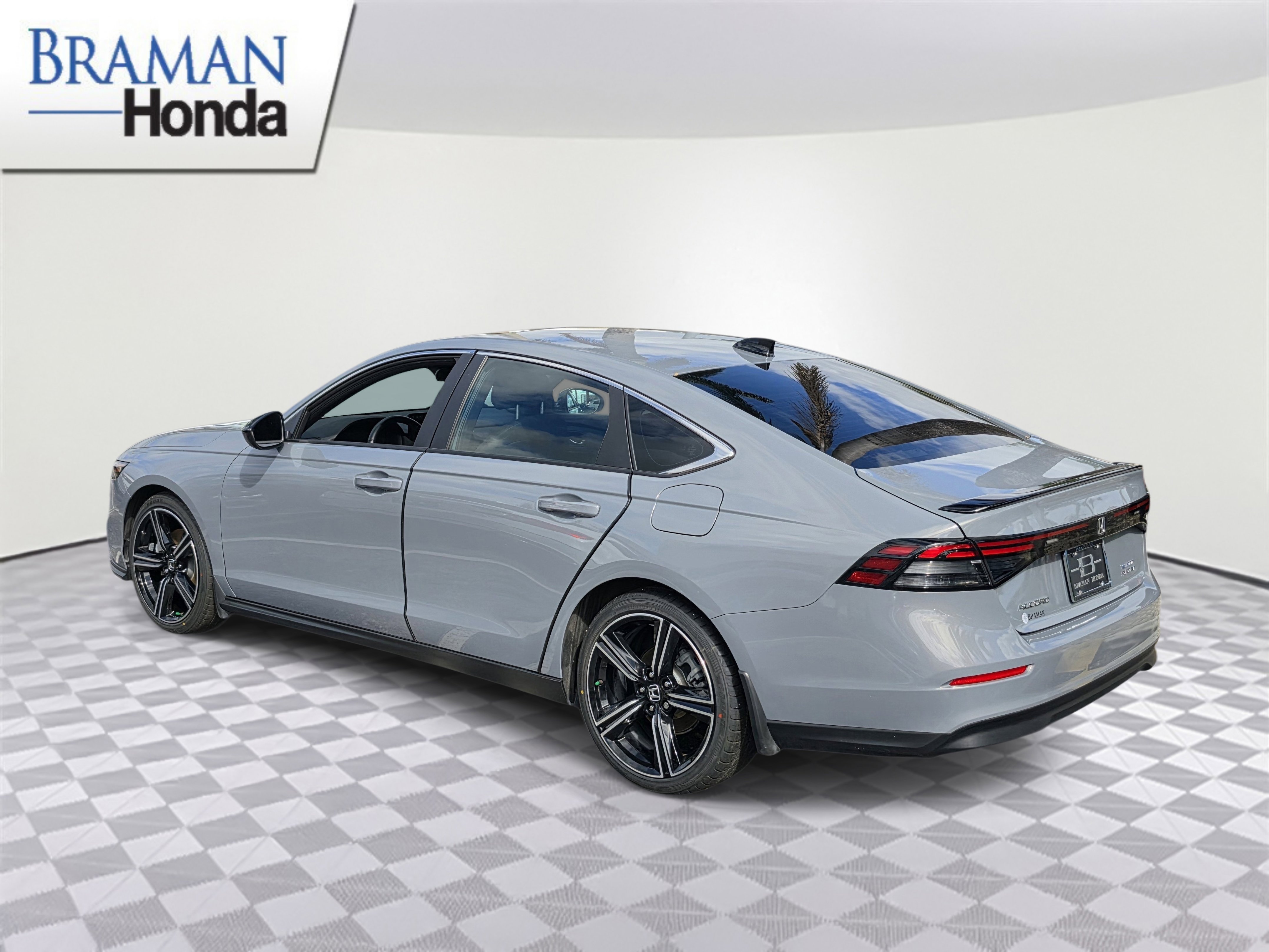 Certified 2023 Honda Accord Sport image 4