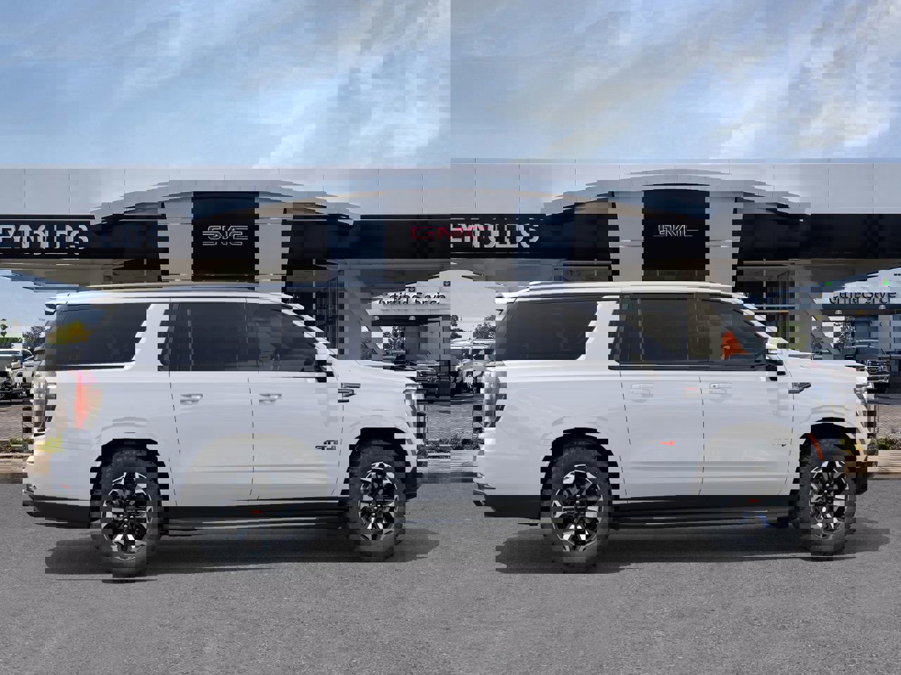 New 2026 GMC Yukon XL AT4 w/ AT4 Preferred Package image 5