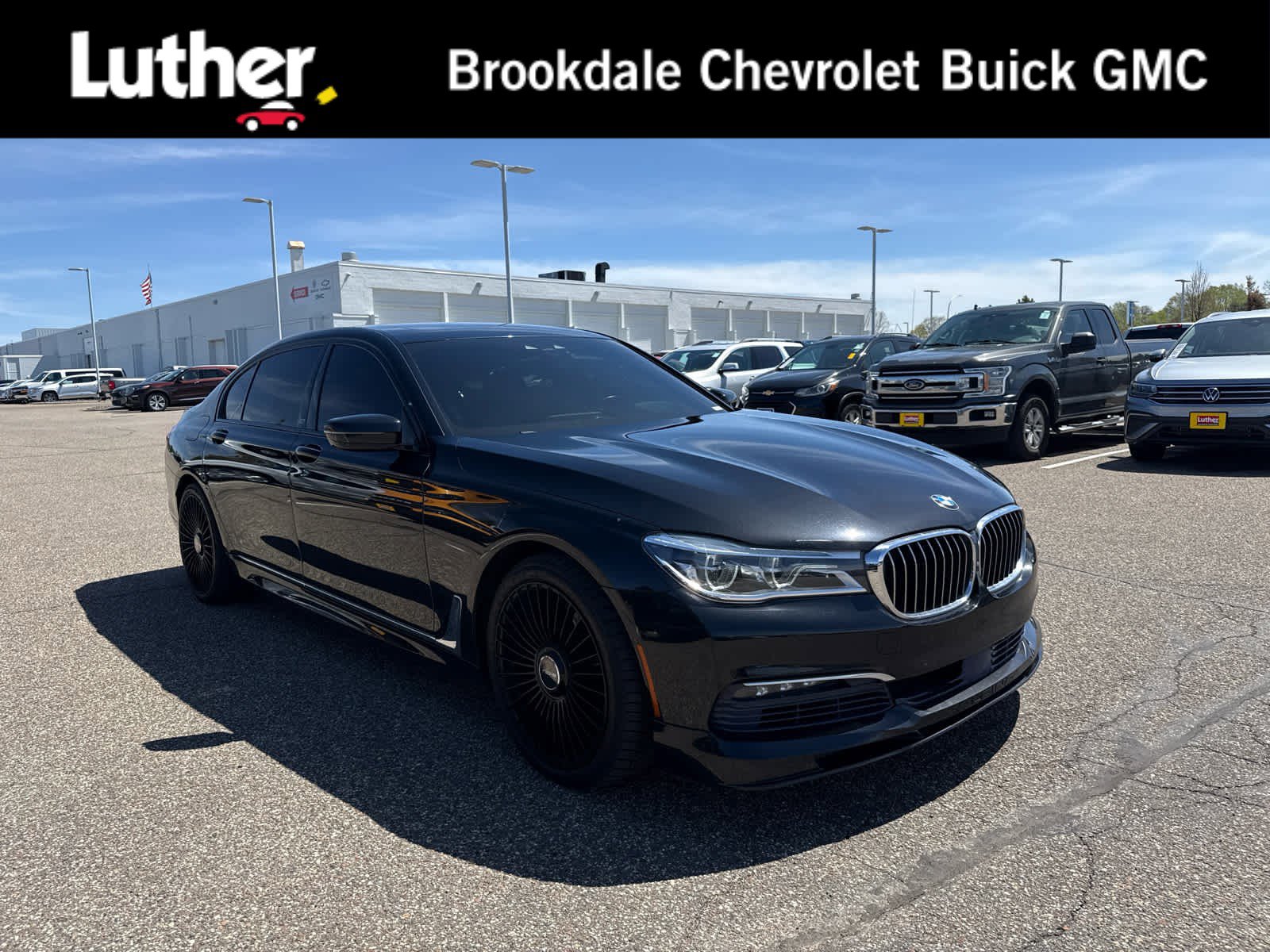 Used 2017 BMW ALPINA B7 xDrive AWD/4WD image 1