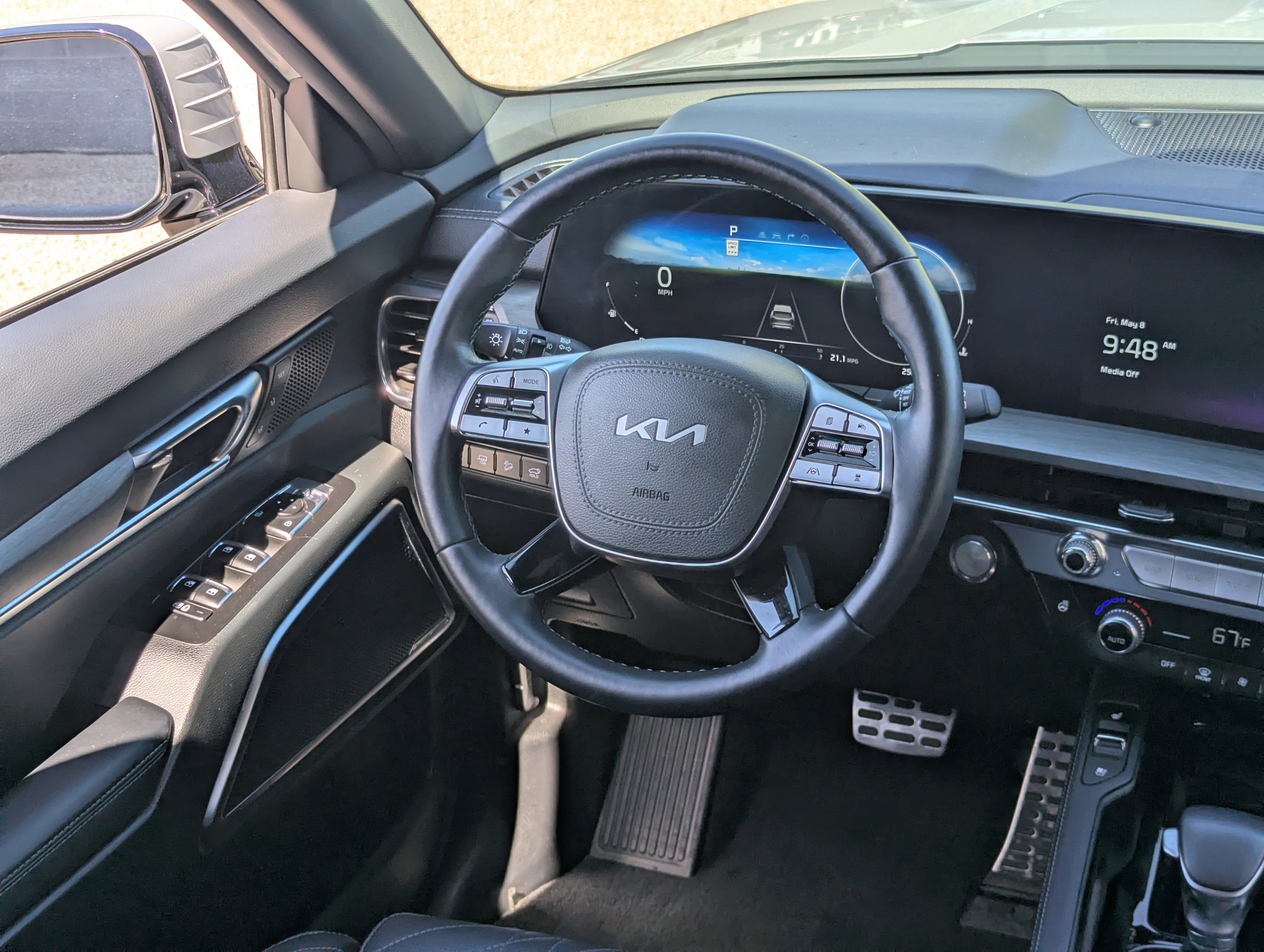 Certified 2025 Kia Telluride SX X-Line AWD/4WD image 13