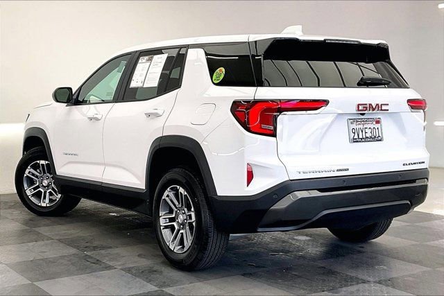 Used 2026 GMC Terrain Elevation AWD/4WD image 10