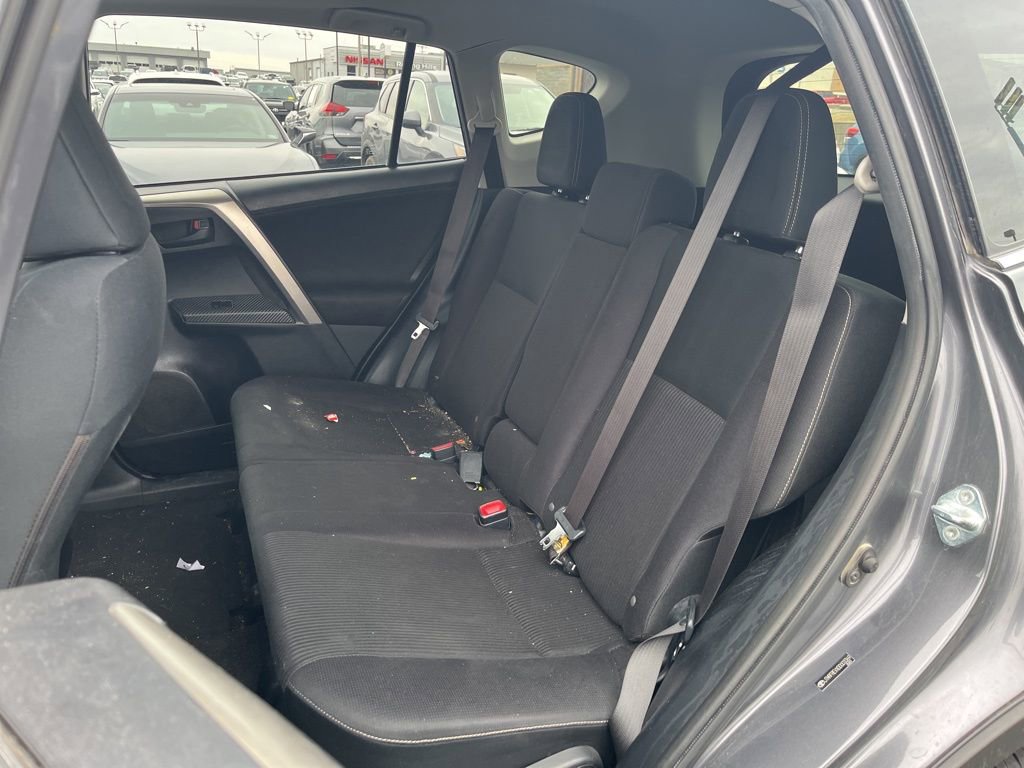 Used 2013 Toyota RAV4 XLE image 21