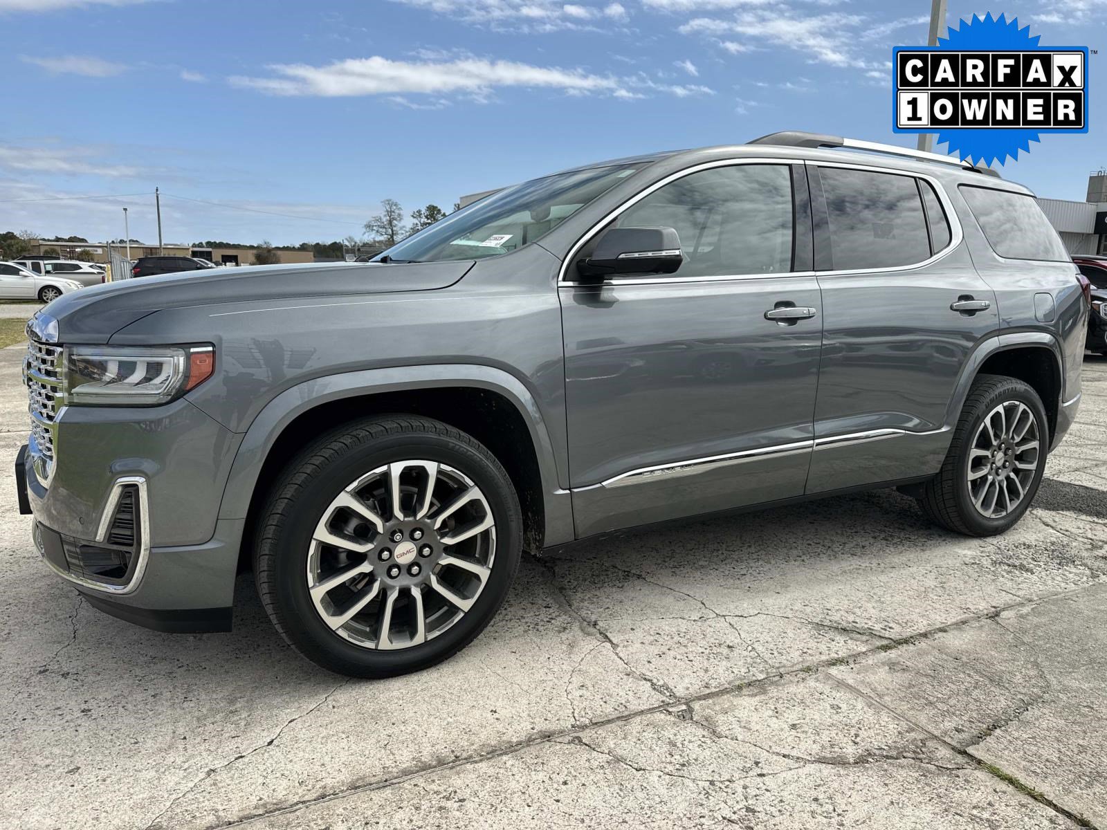 Used 2022 GMC Acadia Denali w/ Denali Ultimate Package image 8