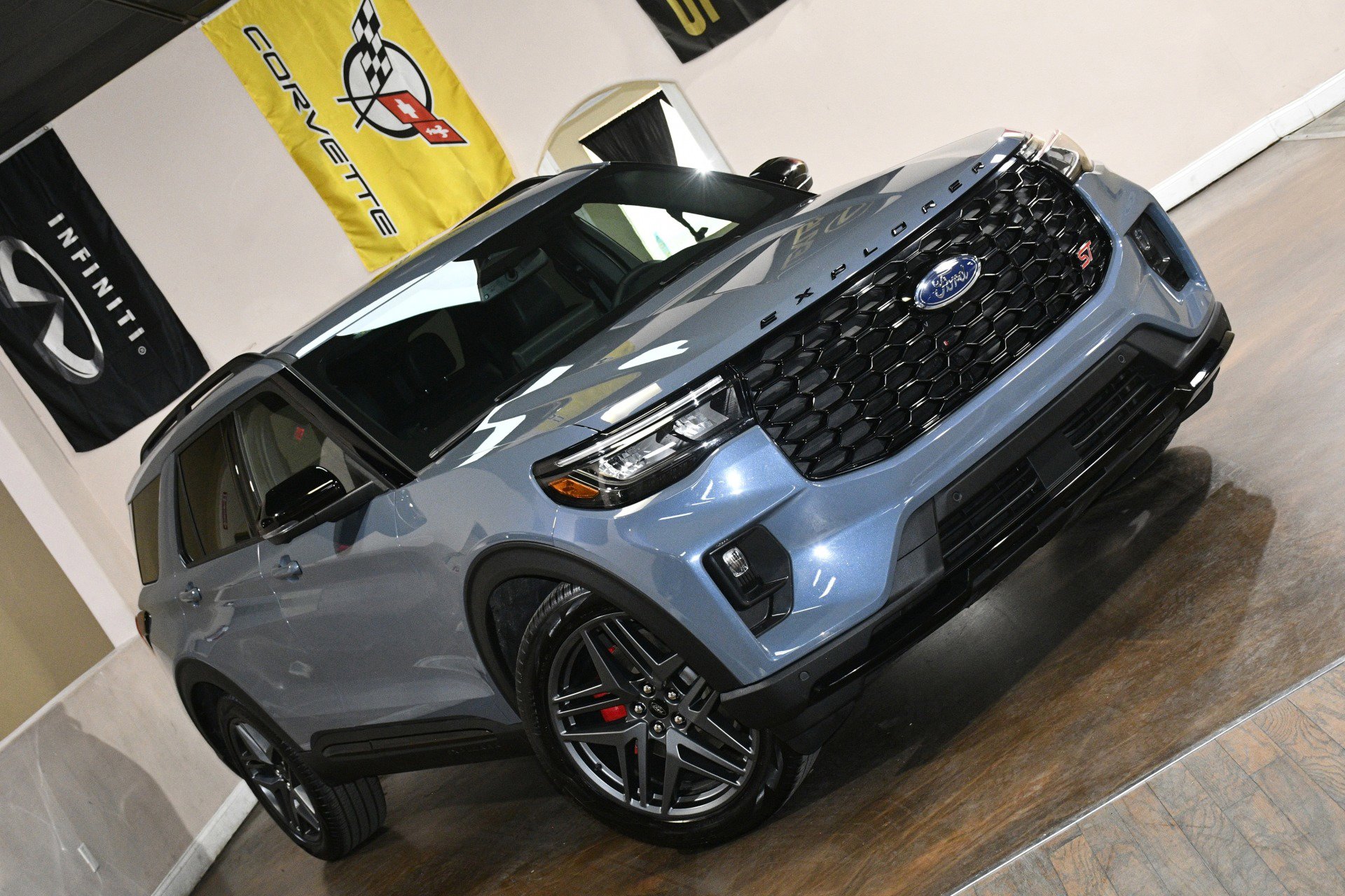 Used 2025 Ford Explorer ST w/ Sun And Sound Package image 77