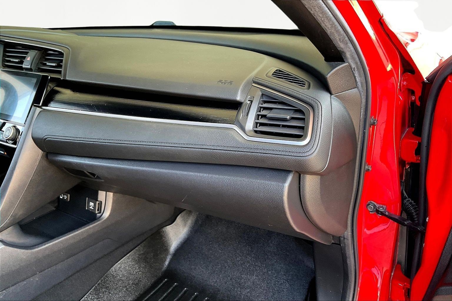 Used 2020 Honda Civic Sport image 24