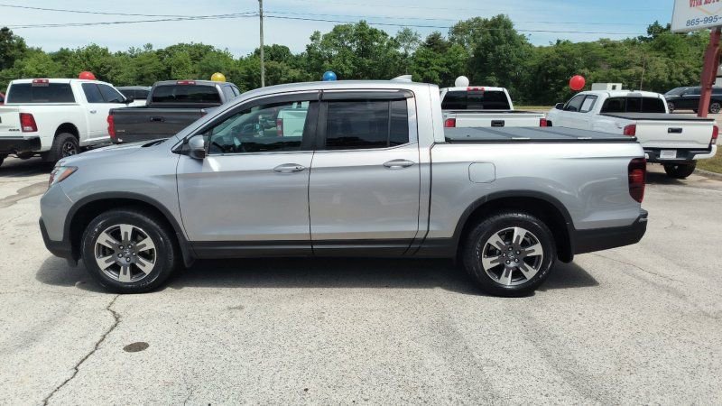 Used 2017 Honda Ridgeline RTL-T image 2