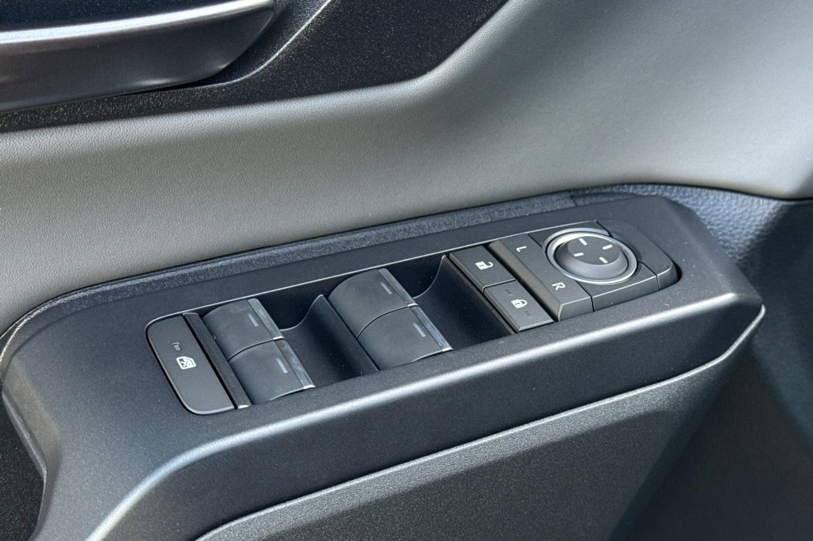 New 2026 Toyota RAV4 AWD Plug-in Hybrid image 12