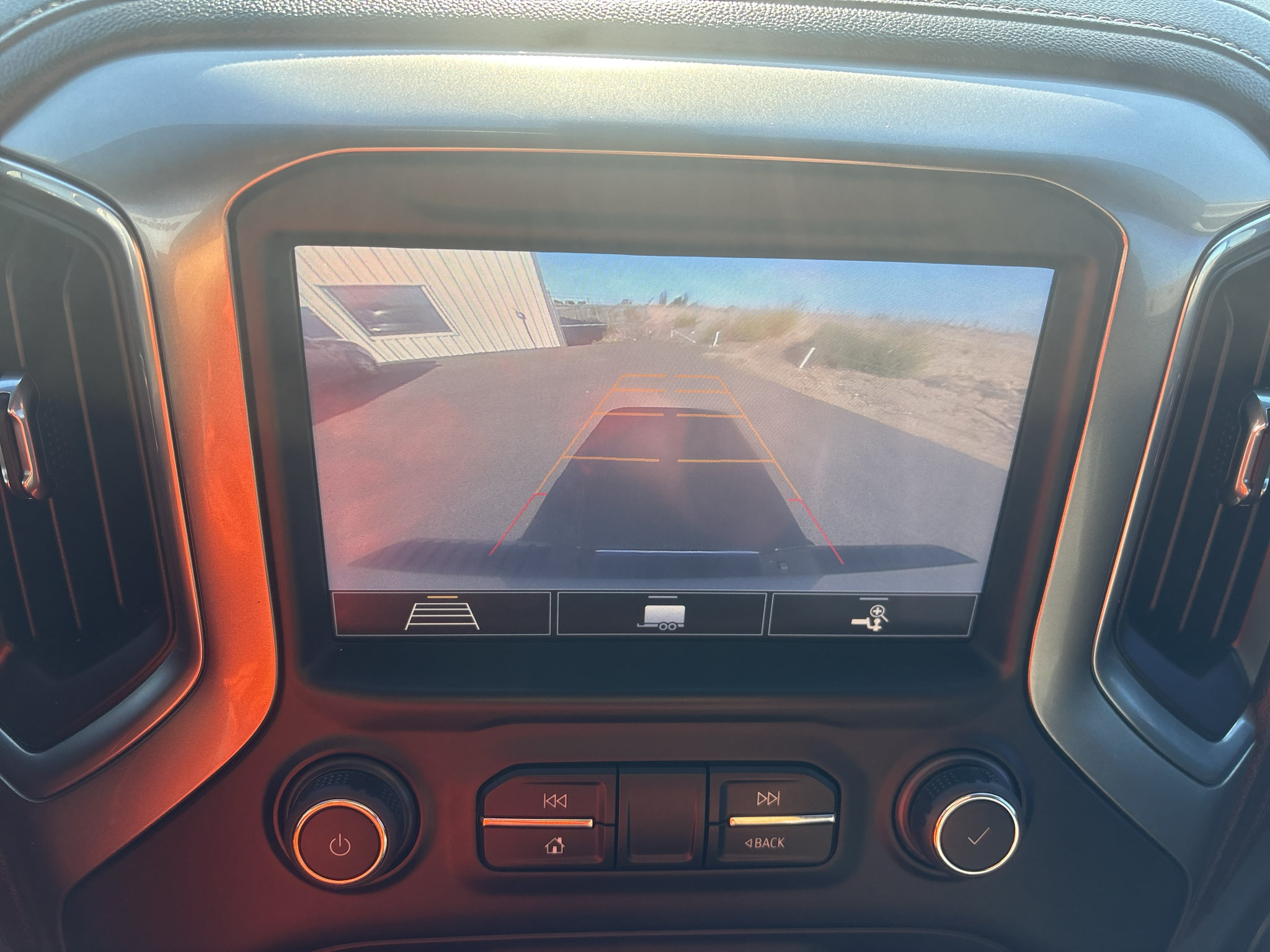 Used 2020 Chevrolet Silverado 2500 LTZ w/ LTZ Plus Package AWD/4WD image 19