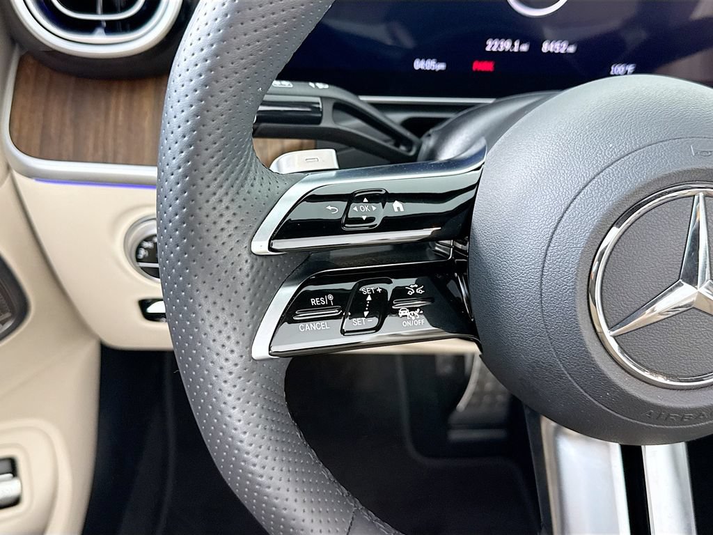 Used 2024 Mercedes-Benz CLE 300 4MATIC Cabriolet image 19