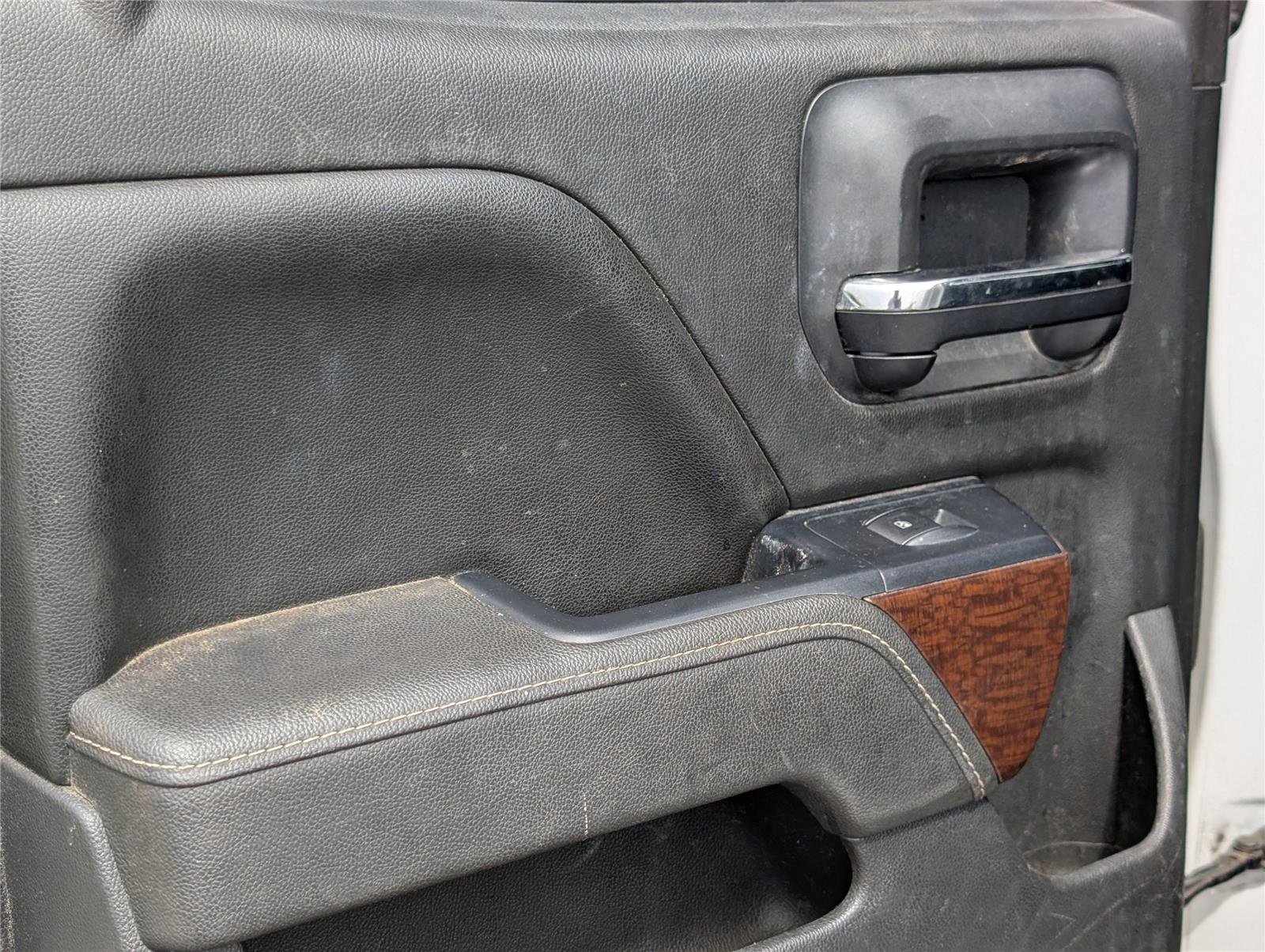 Used 2014 GMC Sierra 1500 SLE w/ SLE Value Package image 32