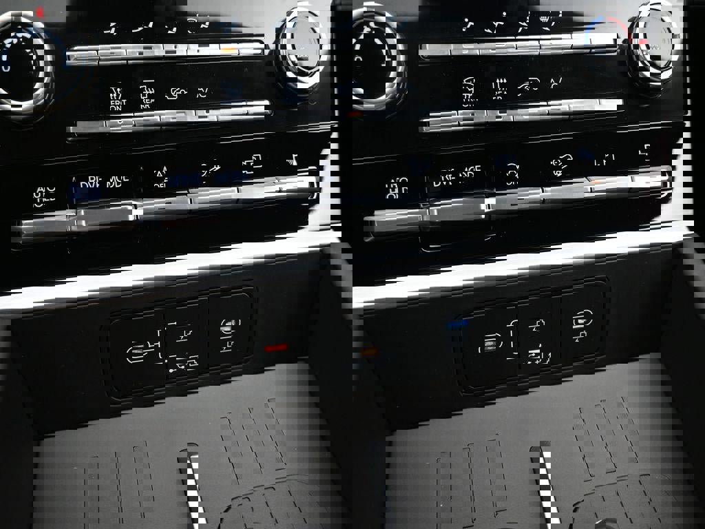 New 2026 Hyundai Santa Fe SE image 23