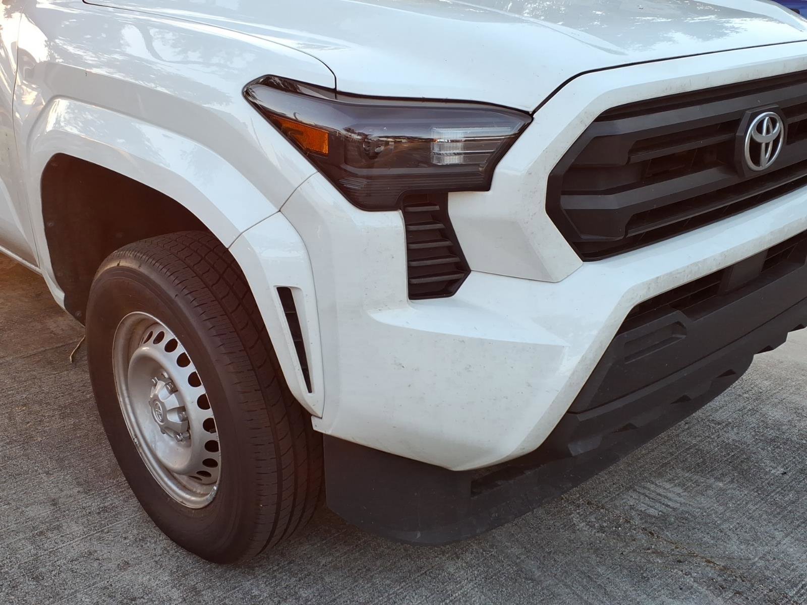 Used 2024 Toyota Tacoma SR RWD image 7