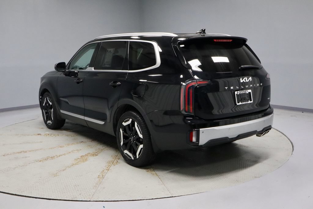 Used 2024 Kia Telluride EX AWD/4WD image 10