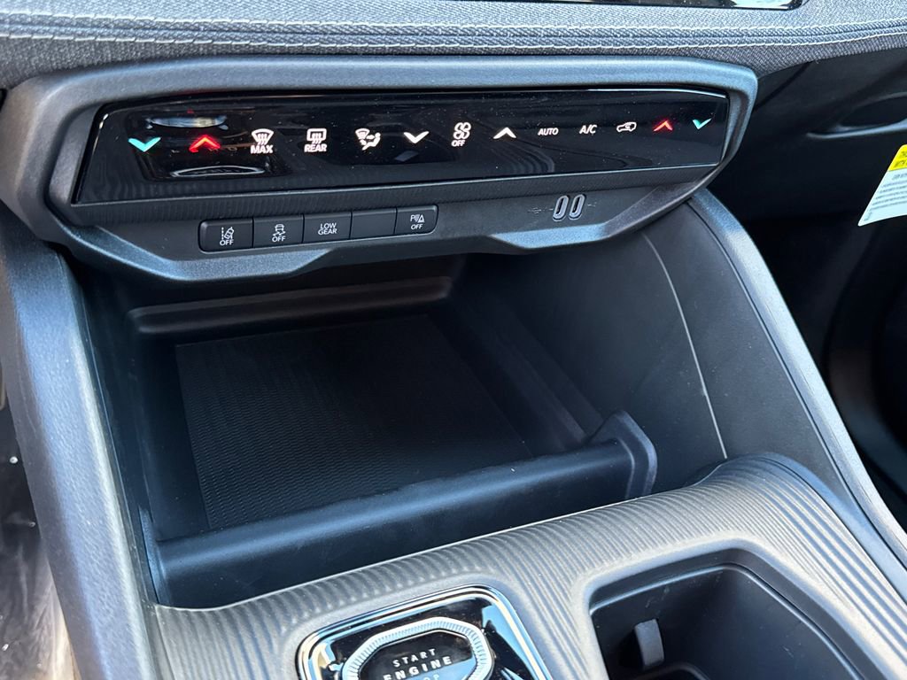New 2026 Jeep Cherokee Laredo AWD/4WD image 30