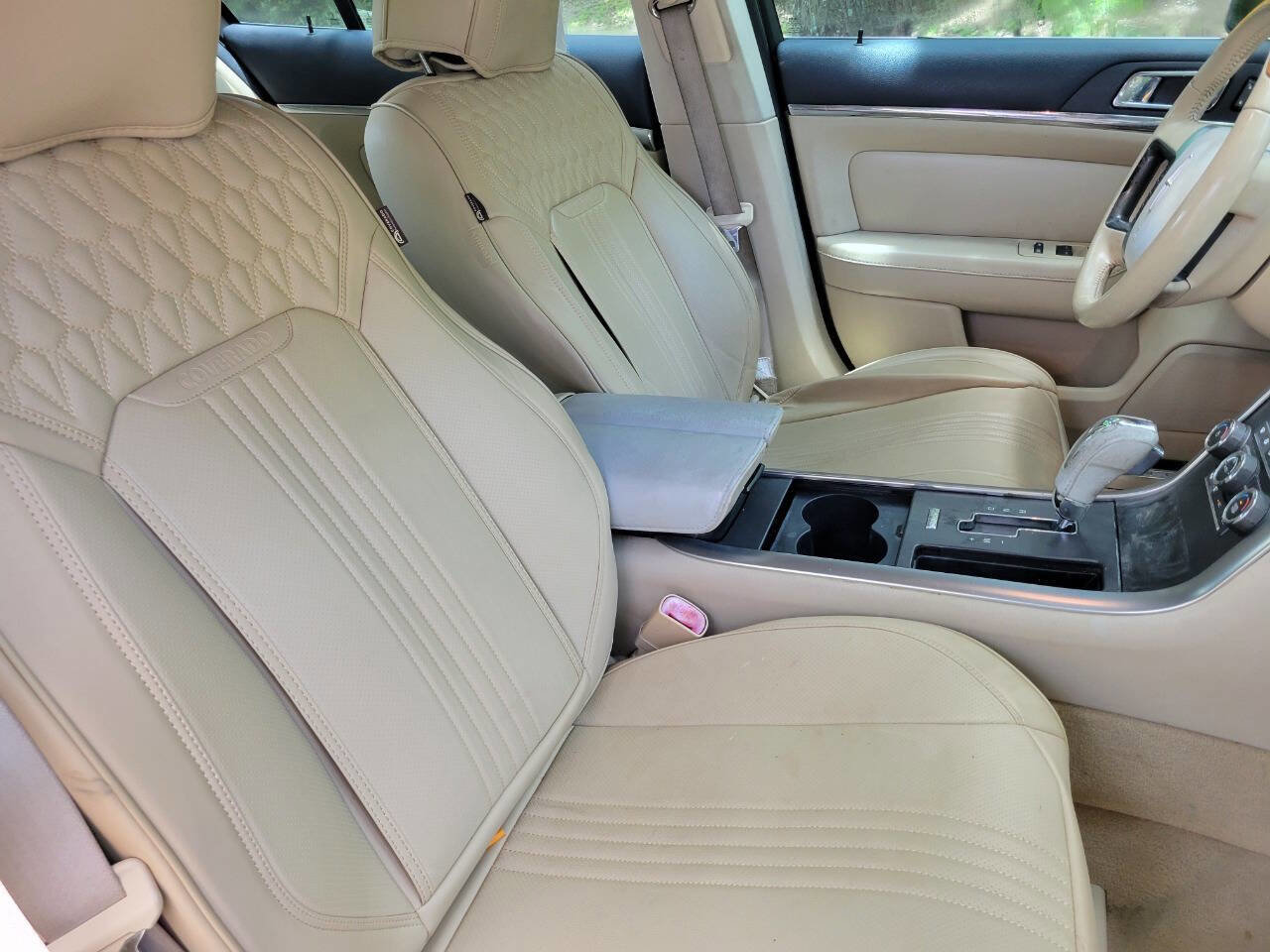 Used 2009 Lincoln MKS image 10