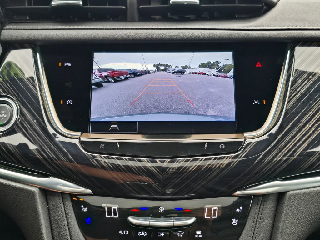 Used 2025 Cadillac XT6 Premium Luxury image 25