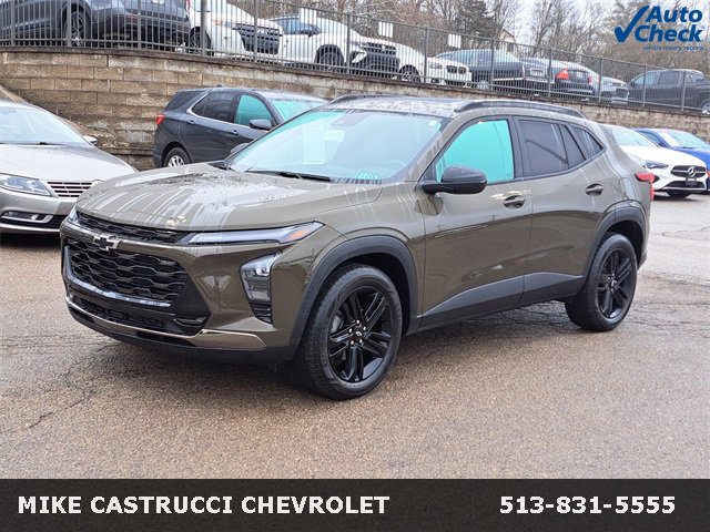 Used 2024 Chevrolet Trax ACTIV w/ Sunroof Package image 1