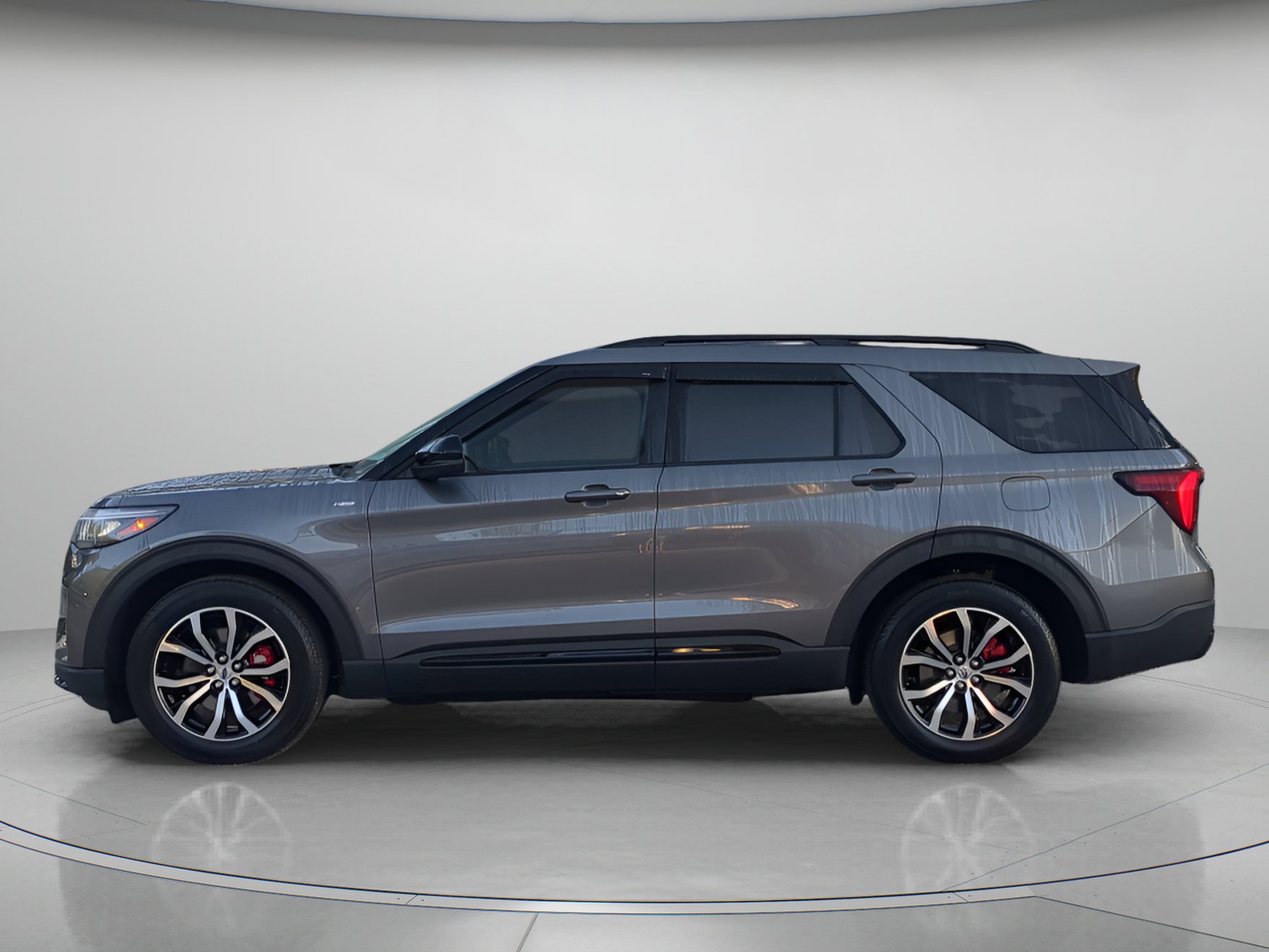 Certified 2026 Ford Explorer ST-Line w/ ST-Line Street Pack RWD image 43