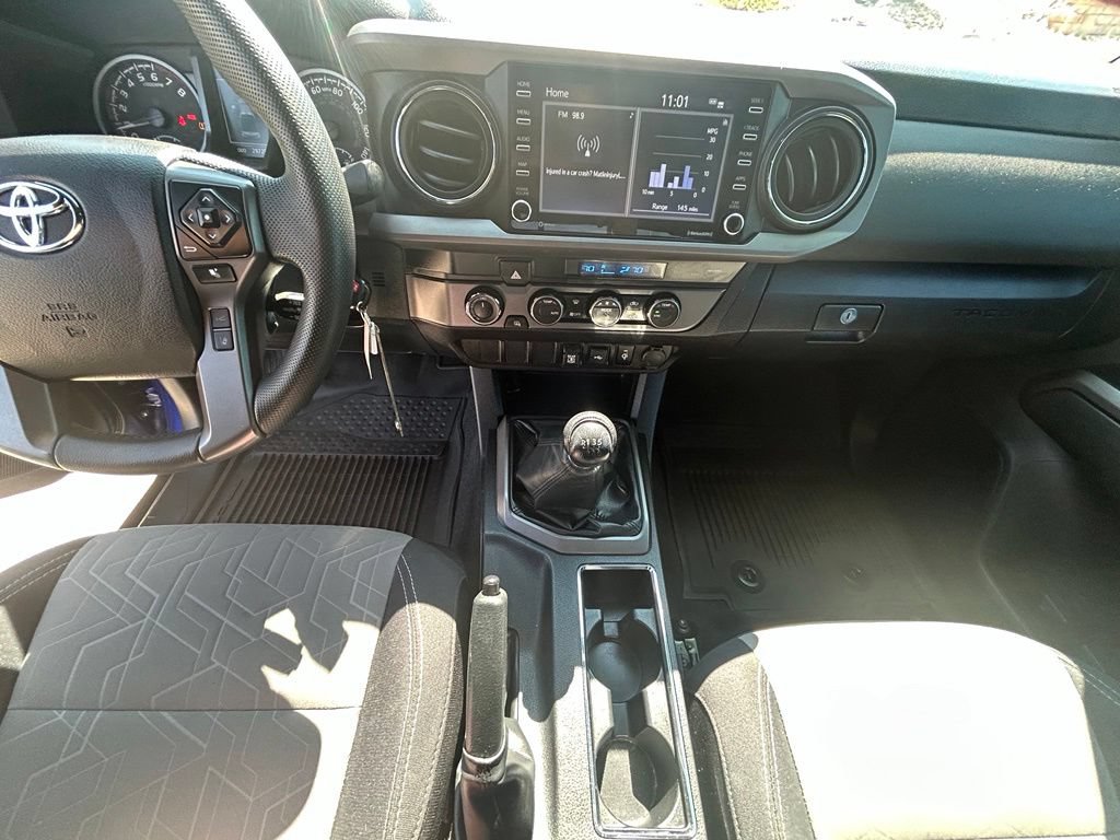 Used 2022 Toyota Tacoma TRD Off-Road AWD/4WD image 18
