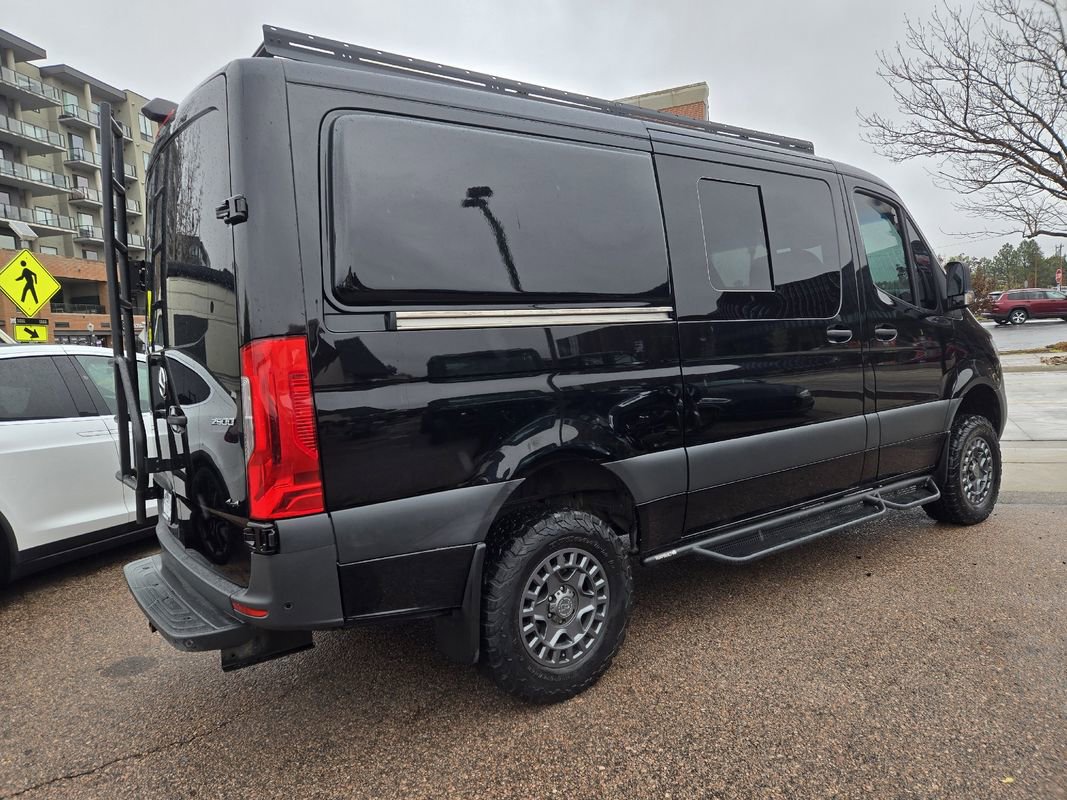 Used 2020 Mercedes-Benz Sprinter 2500 image 12