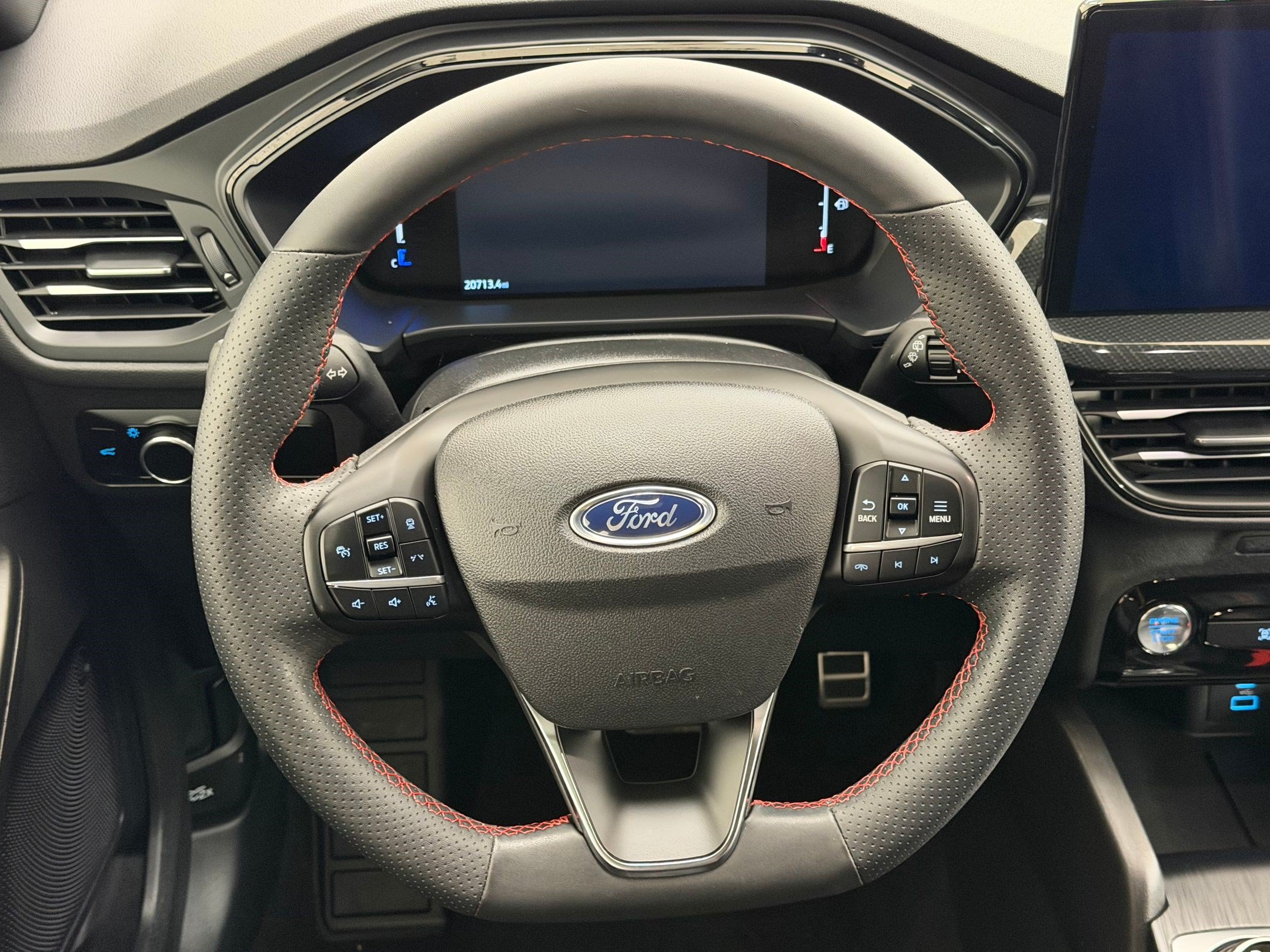 Certified 2023 Ford Escape ST-Line w/ Tech Pack #1 FWD image 11