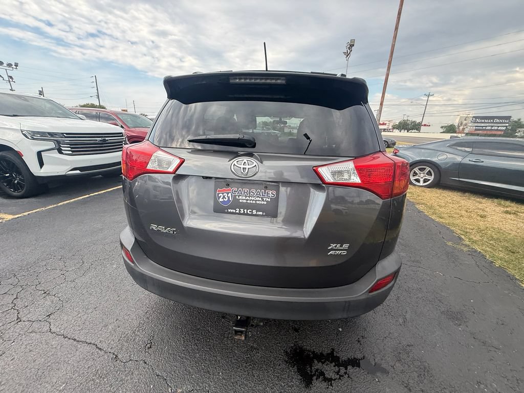 Used 2015 Toyota RAV4 XLE AWD/4WD image 4