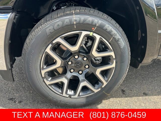 New 2026 RAM 1500 Laramie AWD/4WD image 9