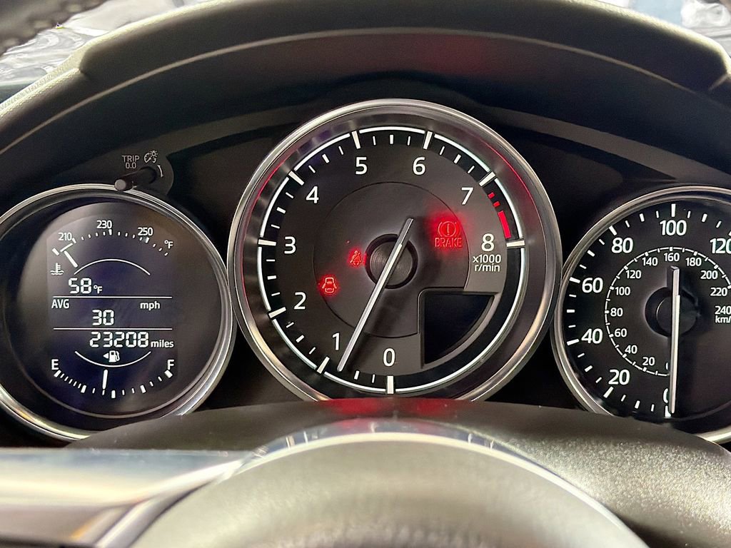 Used 2020 MAZDA MX-5 Miata Club RWD image 15
