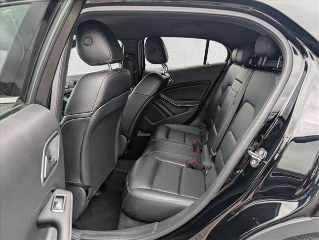 Used 2019 Mercedes-Benz GLA 250 4MATIC image 16