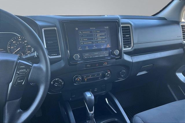 Used 2024 Nissan Frontier SV image 10