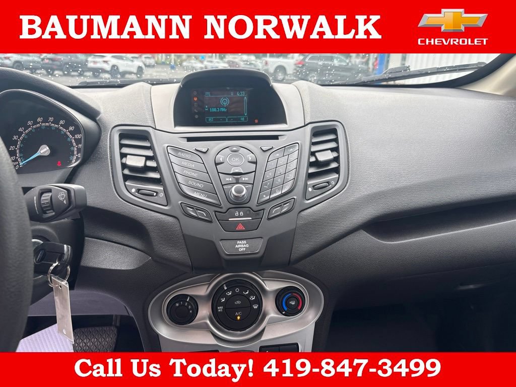 Used 2017 Ford Fiesta SE FWD image 21