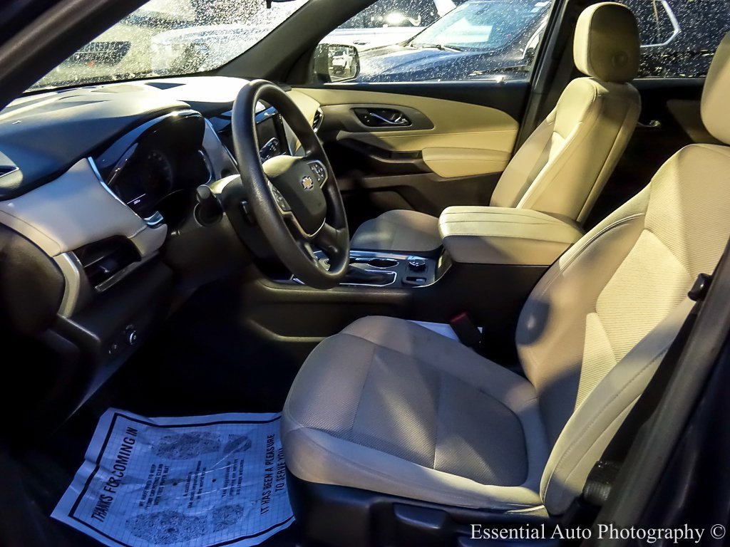 Used 2023 Chevrolet Traverse LS w/ Safety Package image 14