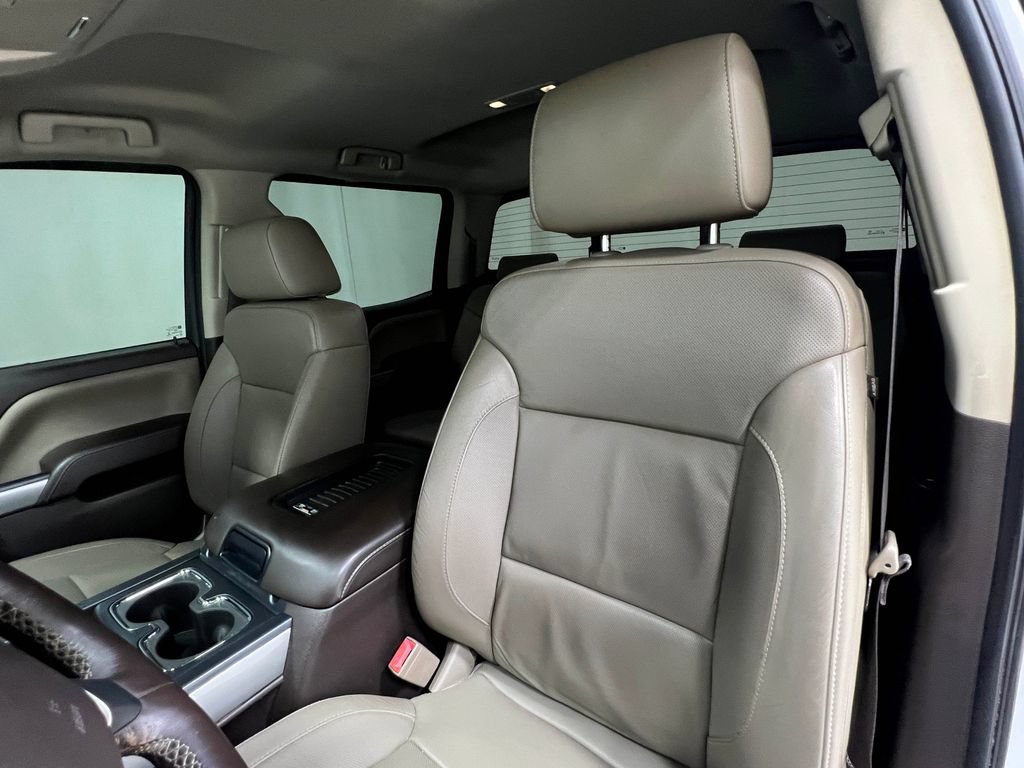 Used 2018 Chevrolet Silverado 1500 LTZ Z71 w/ LTZ Plus Package AWD/4WD image 14