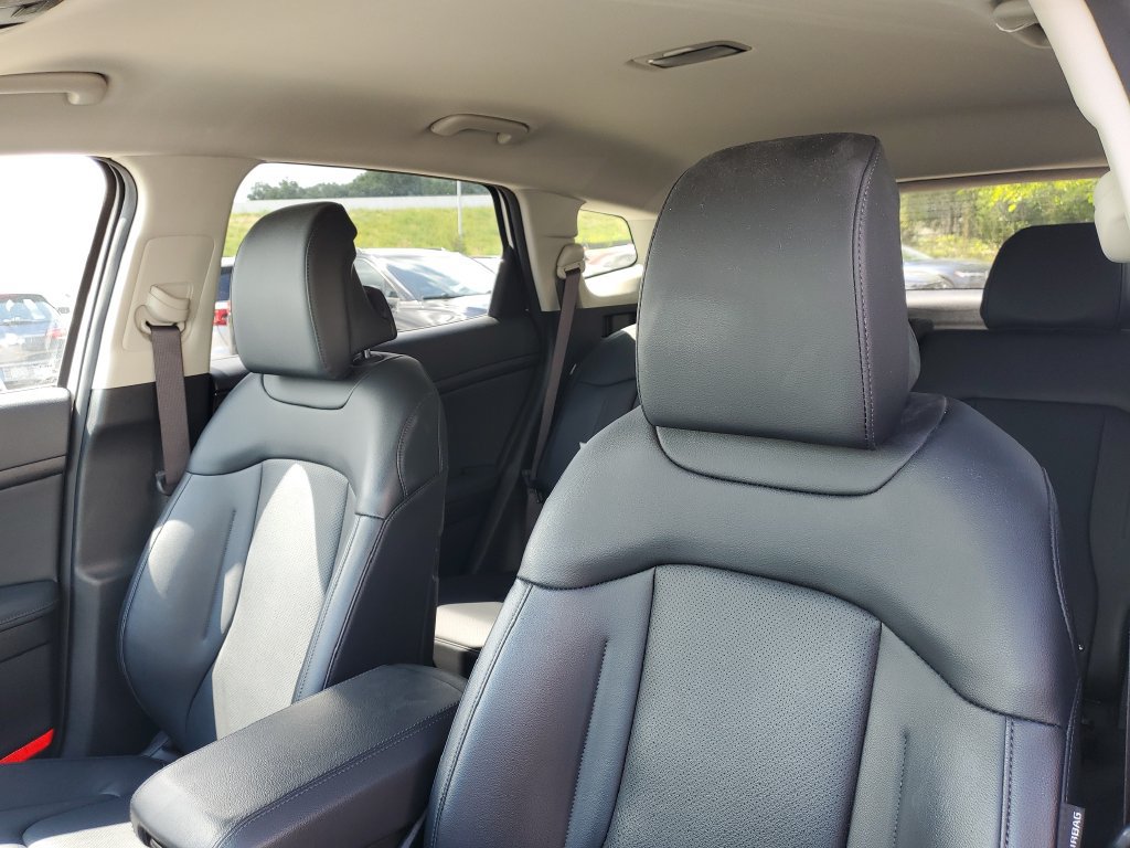 Used 2024 Kia Sportage EX AWD/4WD image 11
