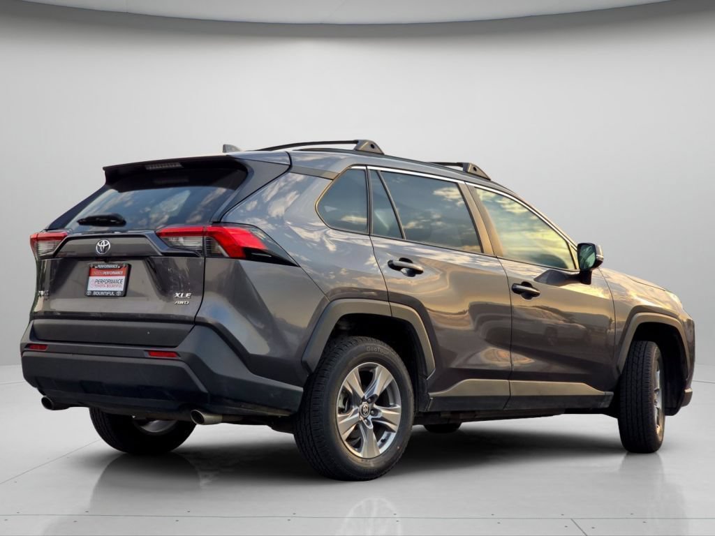 Used 2024 Toyota RAV4 XLE AWD/4WD image 22