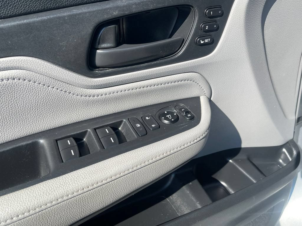 Used 2018 Honda Odyssey Touring image 13