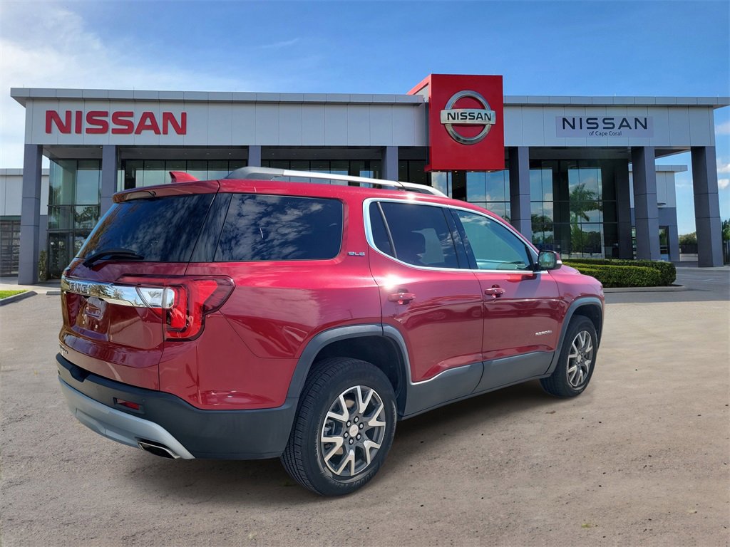 Used 2020 GMC Acadia SLE w/ Driver Convenience Package image 4