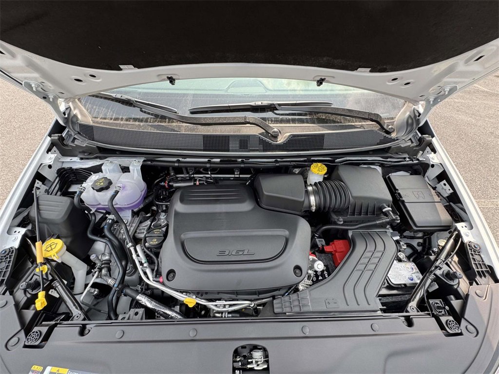 New 2026 Chrysler Pacifica Select image 12