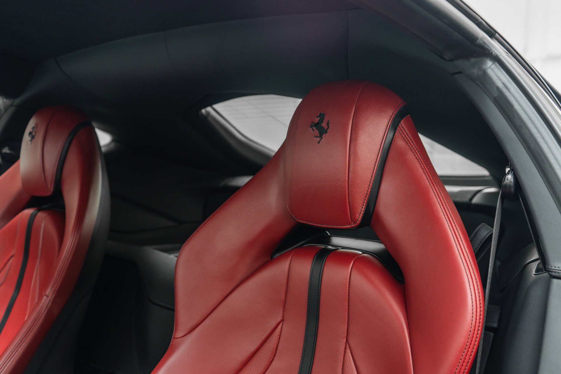 Used 2020 Ferrari 812 Superfast image 27