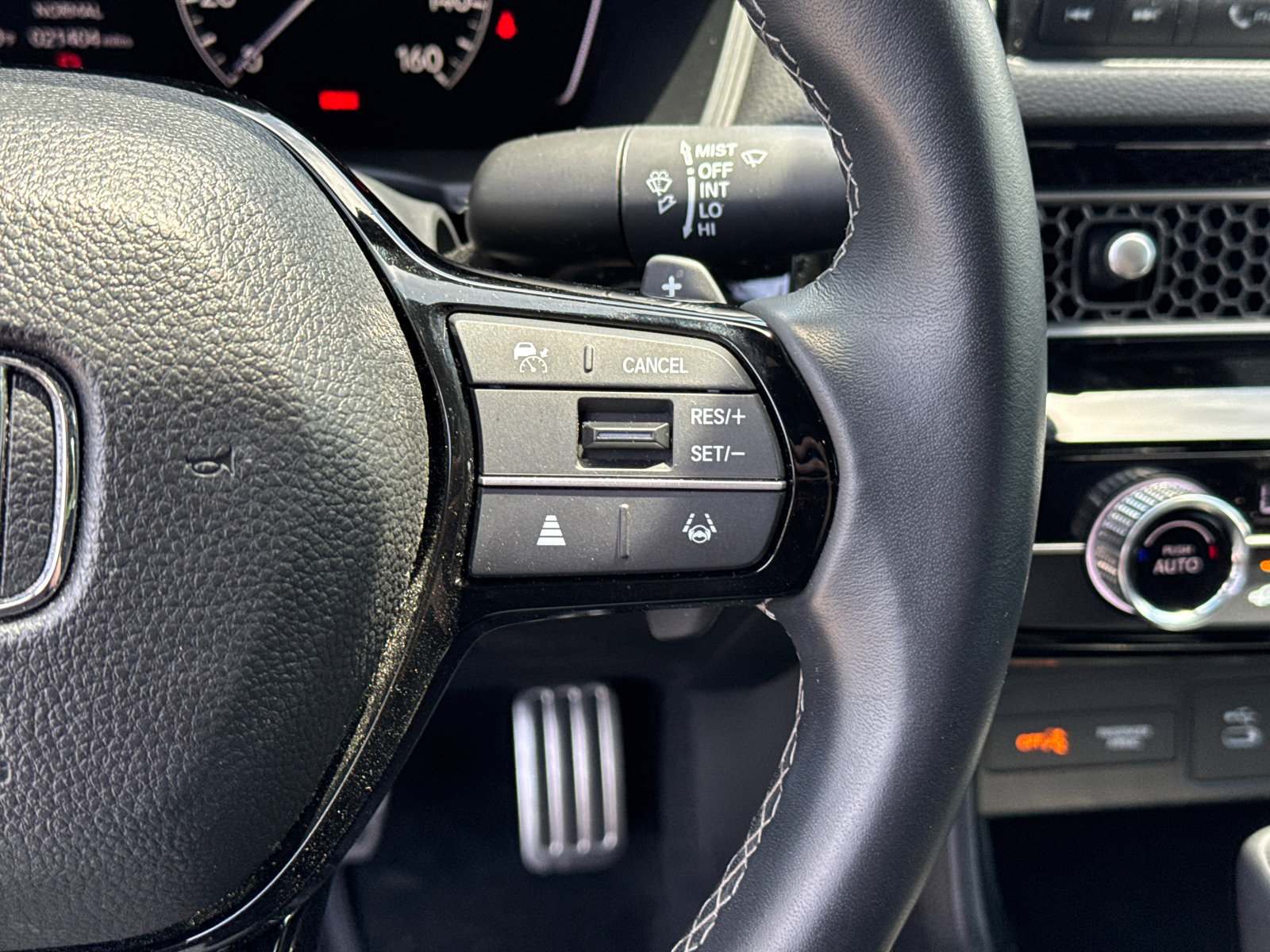 Used 2025 Honda Civic Sport image 27
