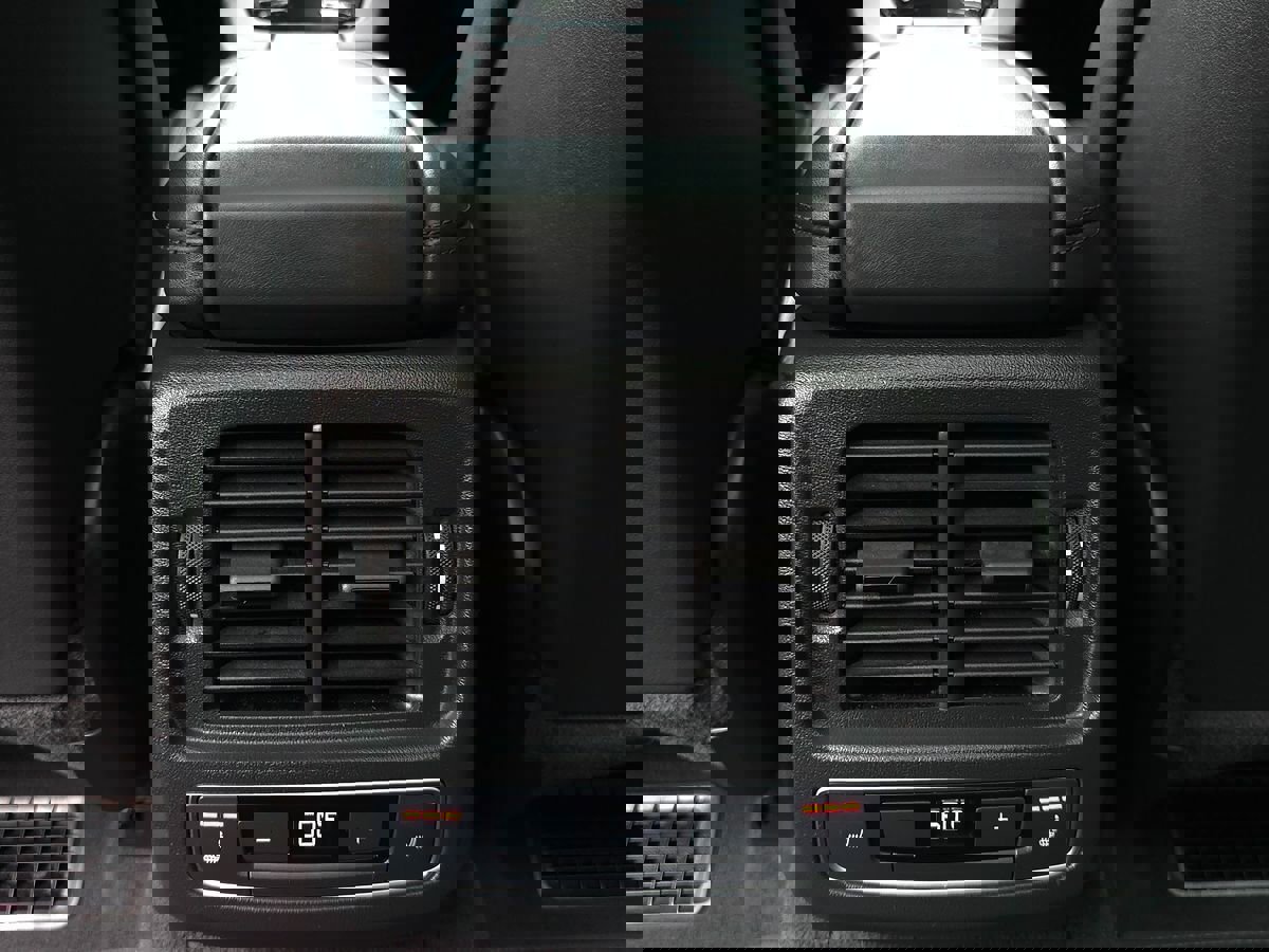 Used 2024 Audi e-tron GT Premium Plus w/ Performance Package image 17