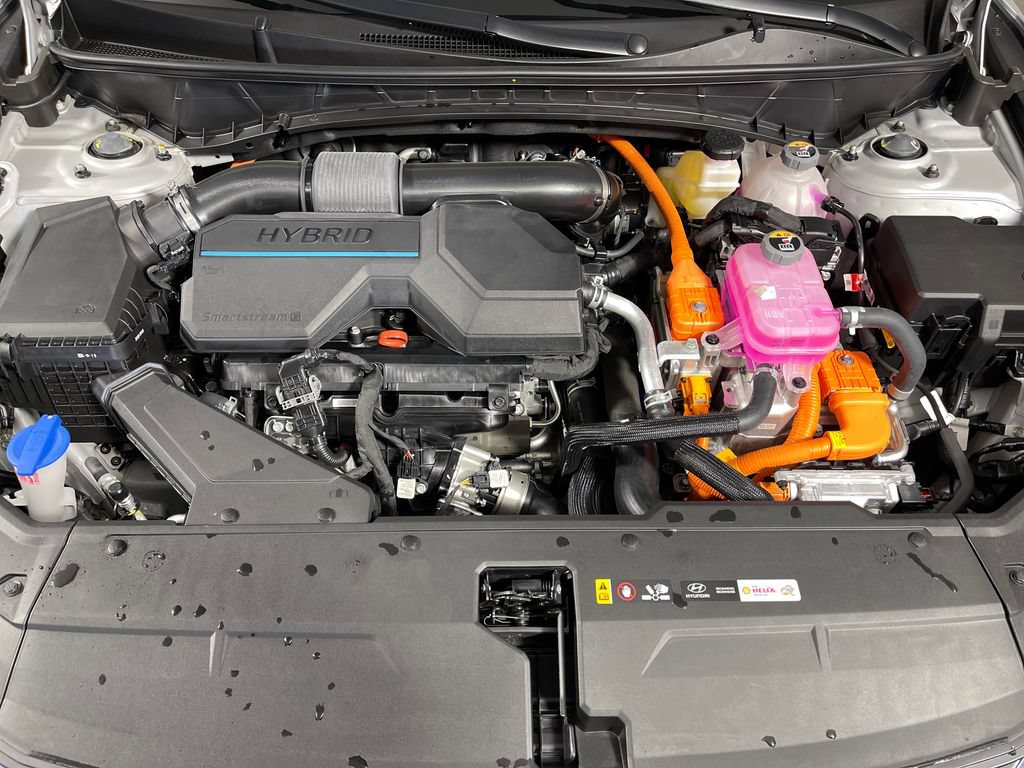 Certified 2025 Hyundai Tucson SEL AWD/4WD image 9