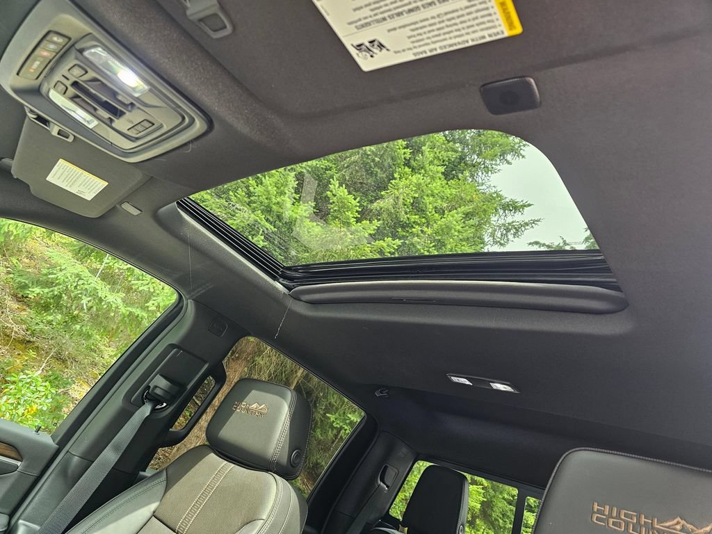 New 2026 Chevrolet Silverado 2500 High Country w/ Midnight Edition AWD/4WD image 23