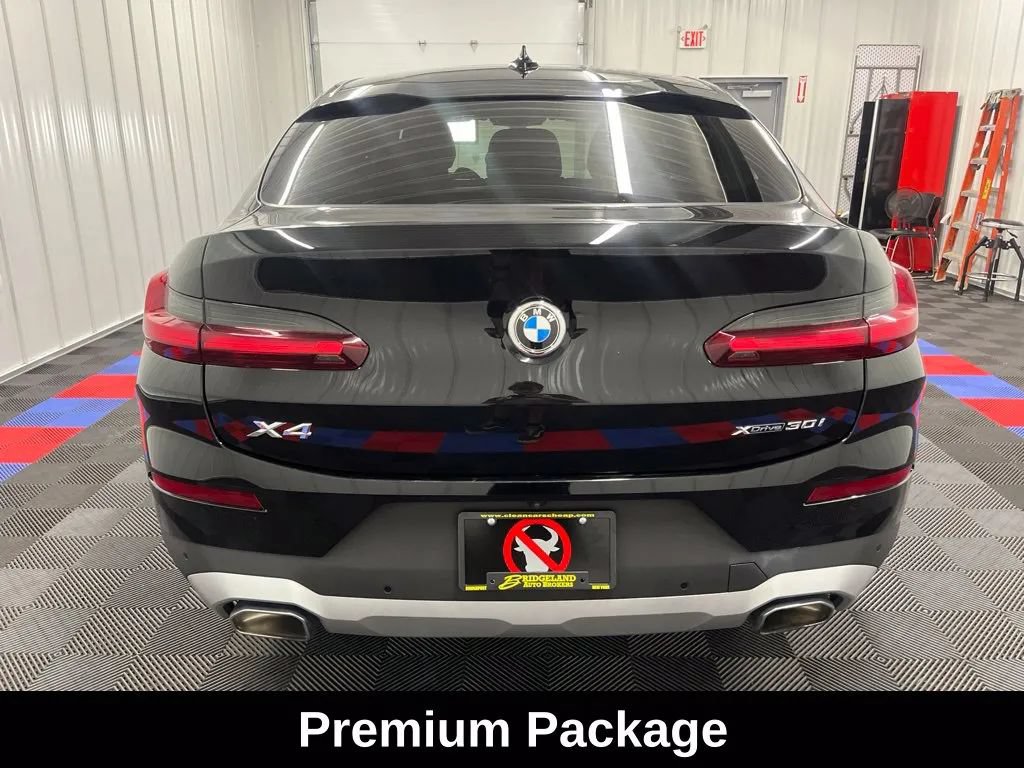 Used 2025 BMW X4 xDrive30i AWD/4WD image 4