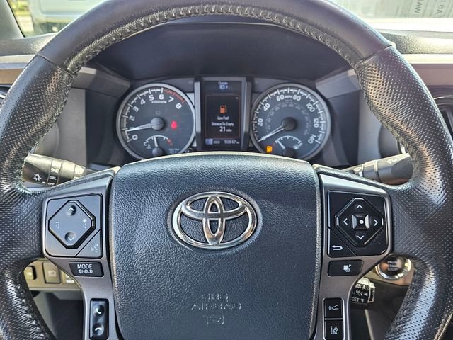 Used 2020 Toyota Tacoma TRD Off-Road w/ Technology Package image 22